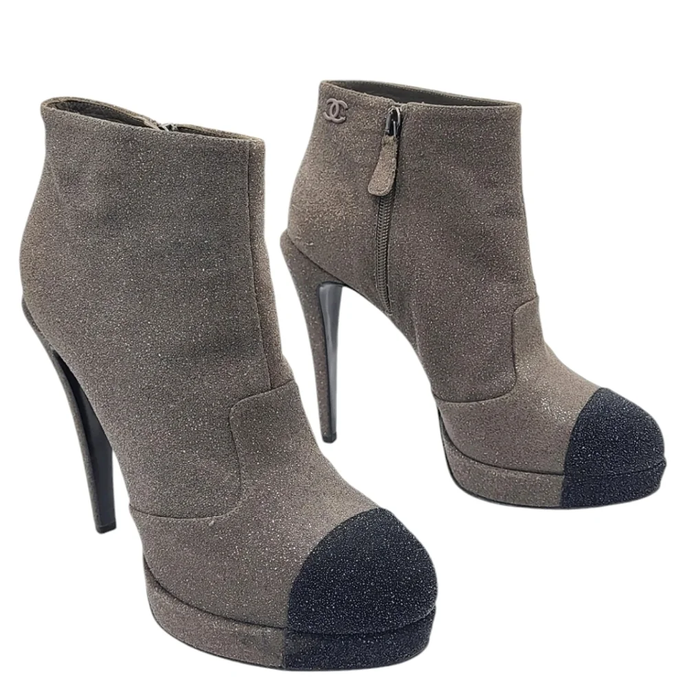 CHANEL CC Logo Cap Toe Suede Platform Ankle Boots Two Tone Booties Gray 40 - Picture 5 of 15